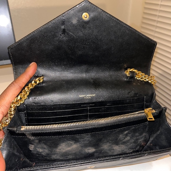 Cassandre Envelope Chain Wallet in Grain De Poudre Leather - Picture 8 of 9